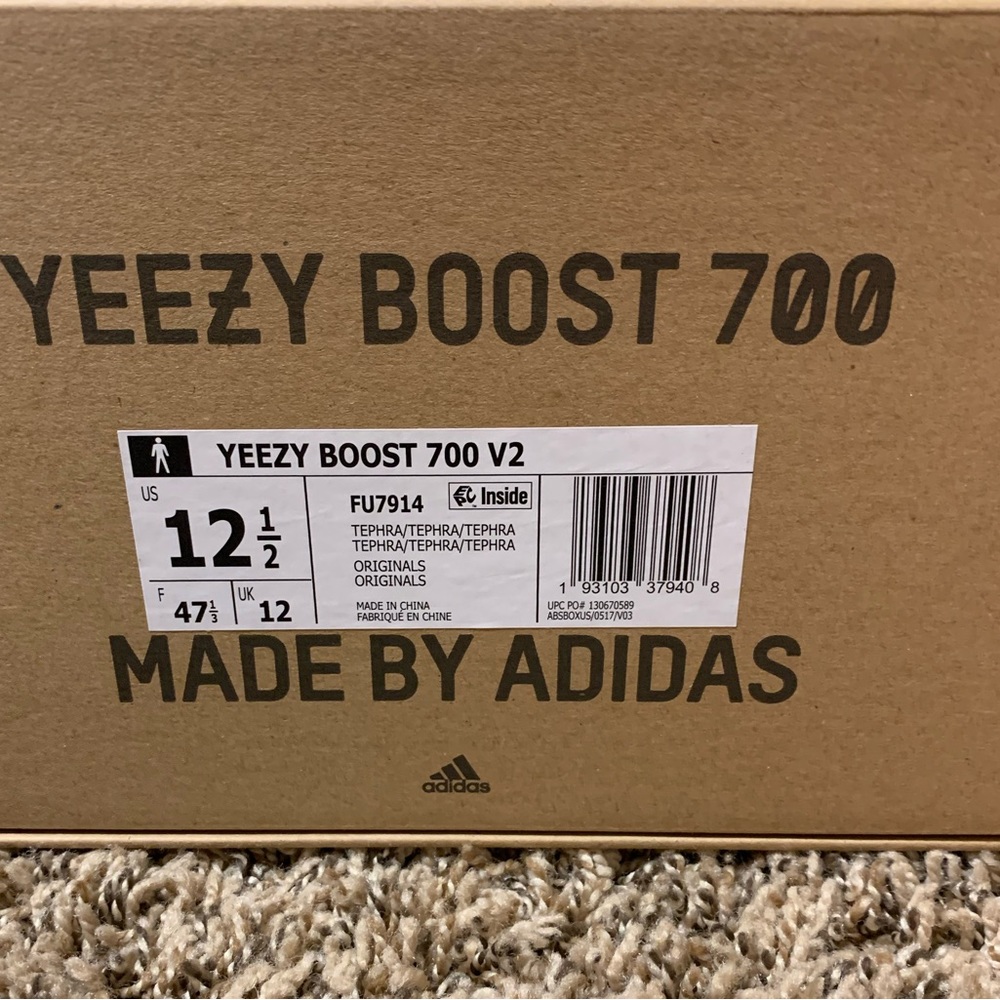Yeezy 700 Tephra